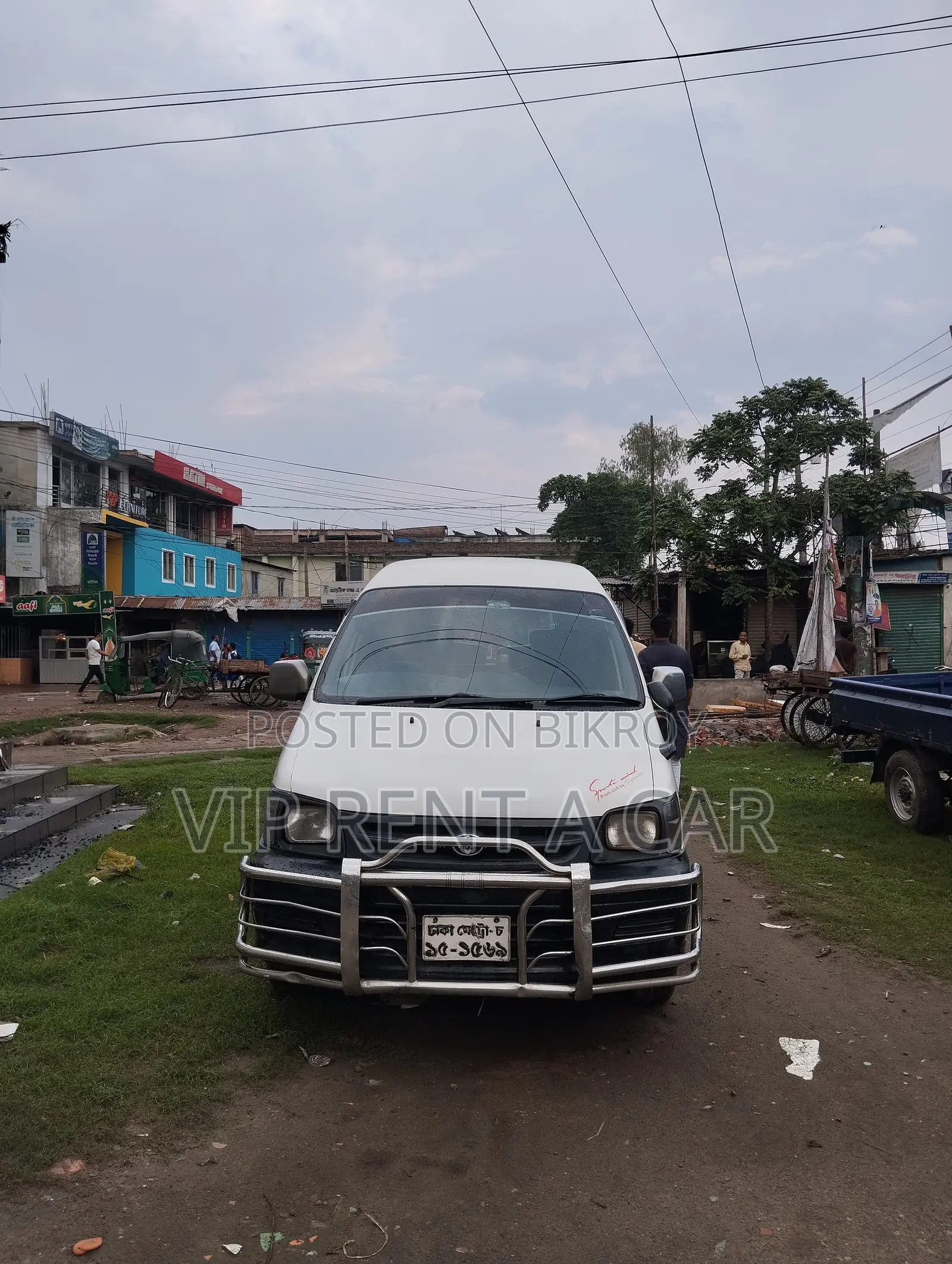 Toyota Voxy 2005 White