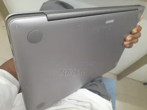Laptop Asus ZenBook UX430UA 4GB Intel Core I3 SSD 1T
