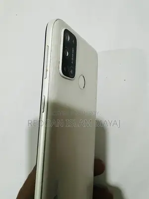 Walton 64 GB White