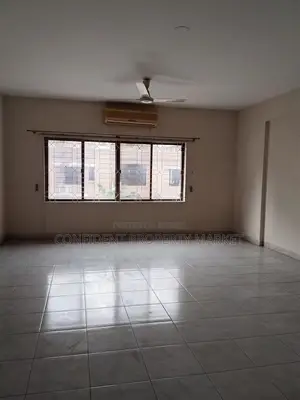 4bdrm Apartment in Baridhara for Sale