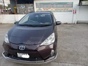Toyota Aqua 2014 Gray