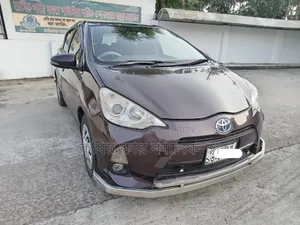 Toyota Aqua 2014 Gray