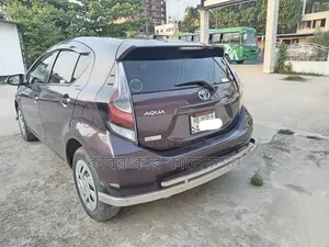 Toyota Aqua 2014 Gray