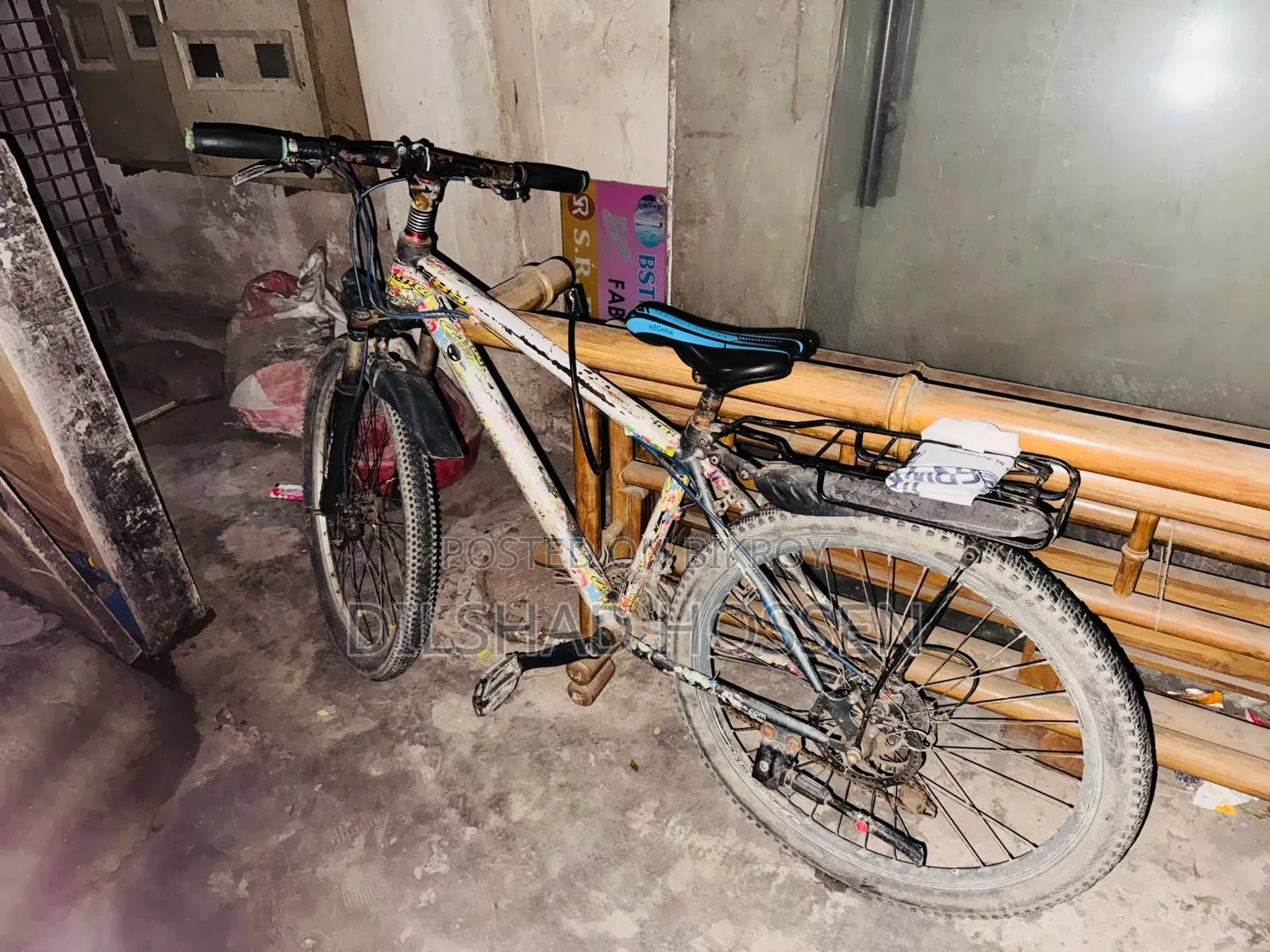 সাইকেলটি ভালো রয়েছে দেখে নিতে পারবেন।
