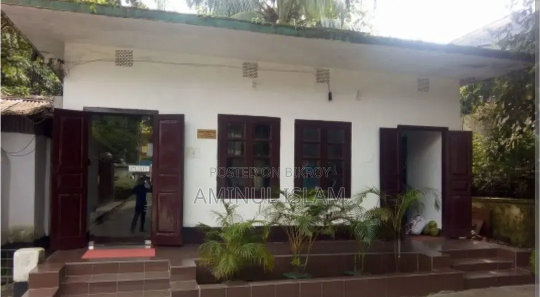 7-Bedroom House in Haziganj Main Road, Narayanganj Sadar for Sale