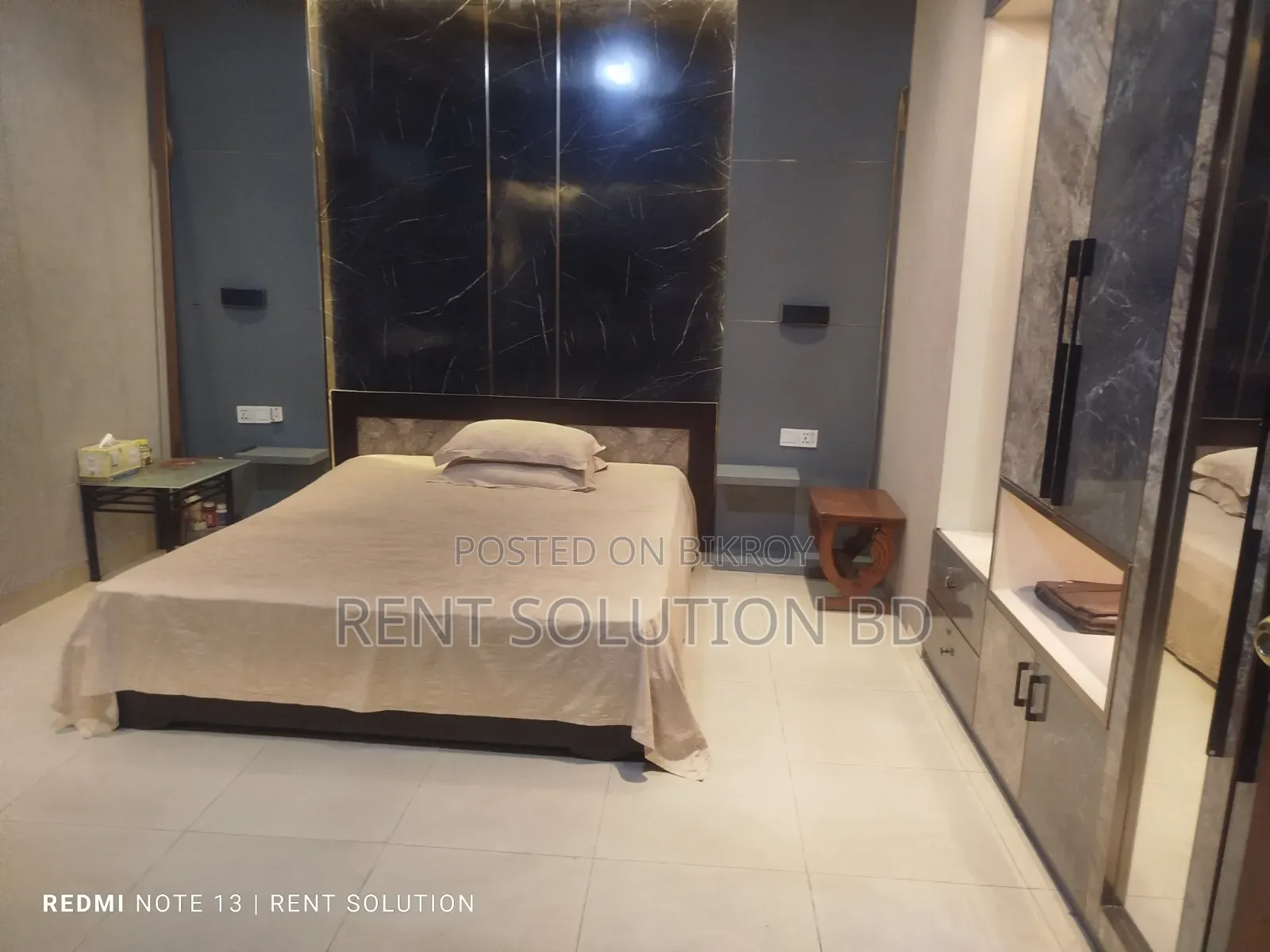 Furnished 4bdrm Apartment in Rent Solutions Bd, Banani for Sale