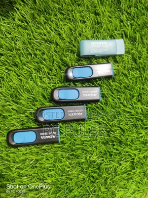 Adata Uv128 128gb High-Speed Usb 3.2 Pendrive