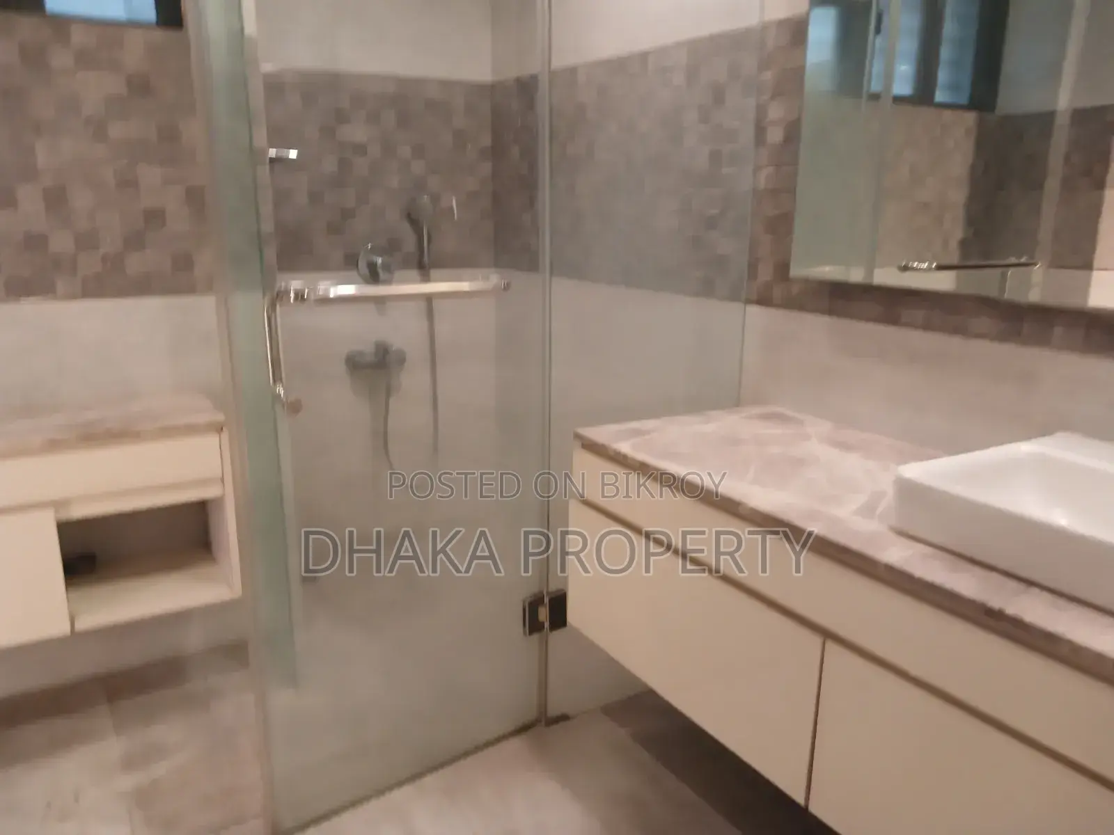 4 Bedroom Apartment in SPL, Baridhara for Rent
