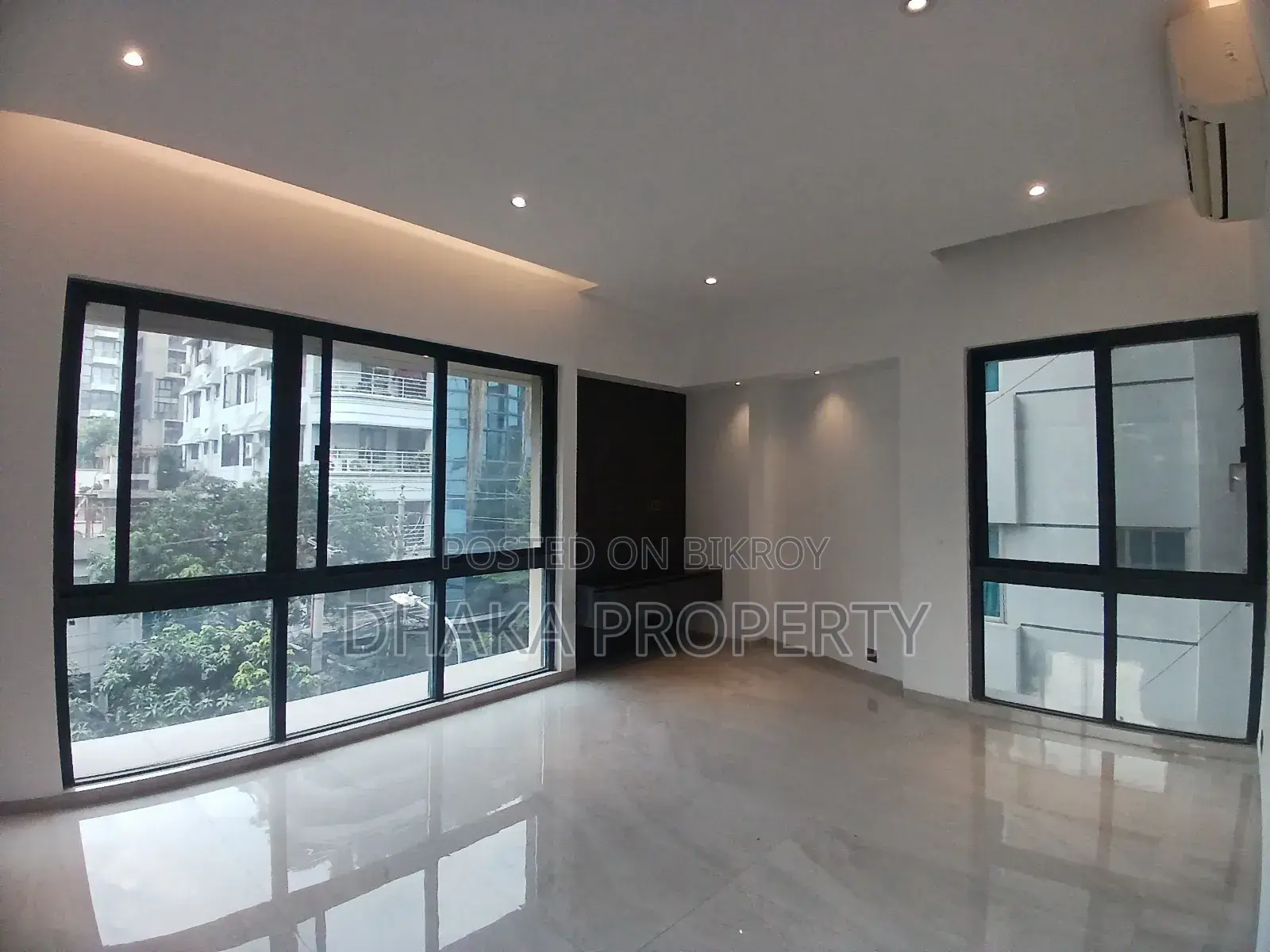 4 Bedroom Apartment in SPL, Baridhara for Rent