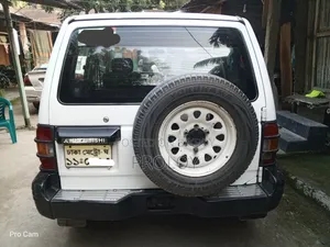 Mitsubishi Pajero 1995 White