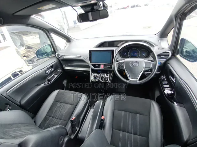 Toyota Esquire 2020 Black