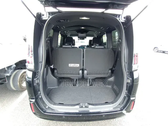 Toyota Esquire 2020 Black