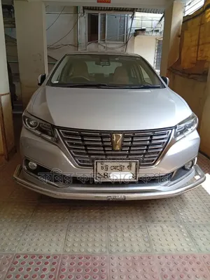 Toyota Premio 1.5 FWD 2016 Silver