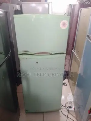 ১৪ সিএফটি রানিং সিঙ্গার ফ্রিজ। ১৫ দিন রিপ্লেসমেন্ট ওয়ারেন্টি।