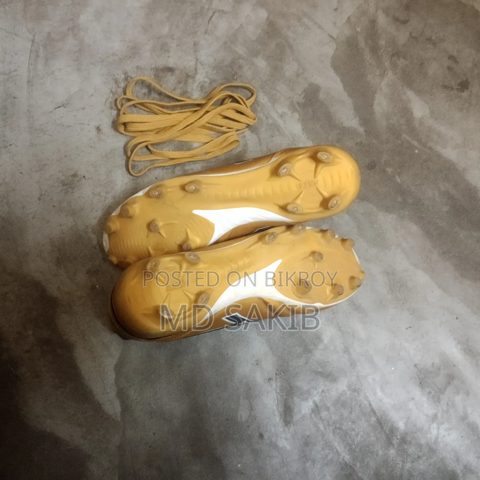 Fresh Anza Pro Football Boots for sale - Size 41 - Used only for 1 day
