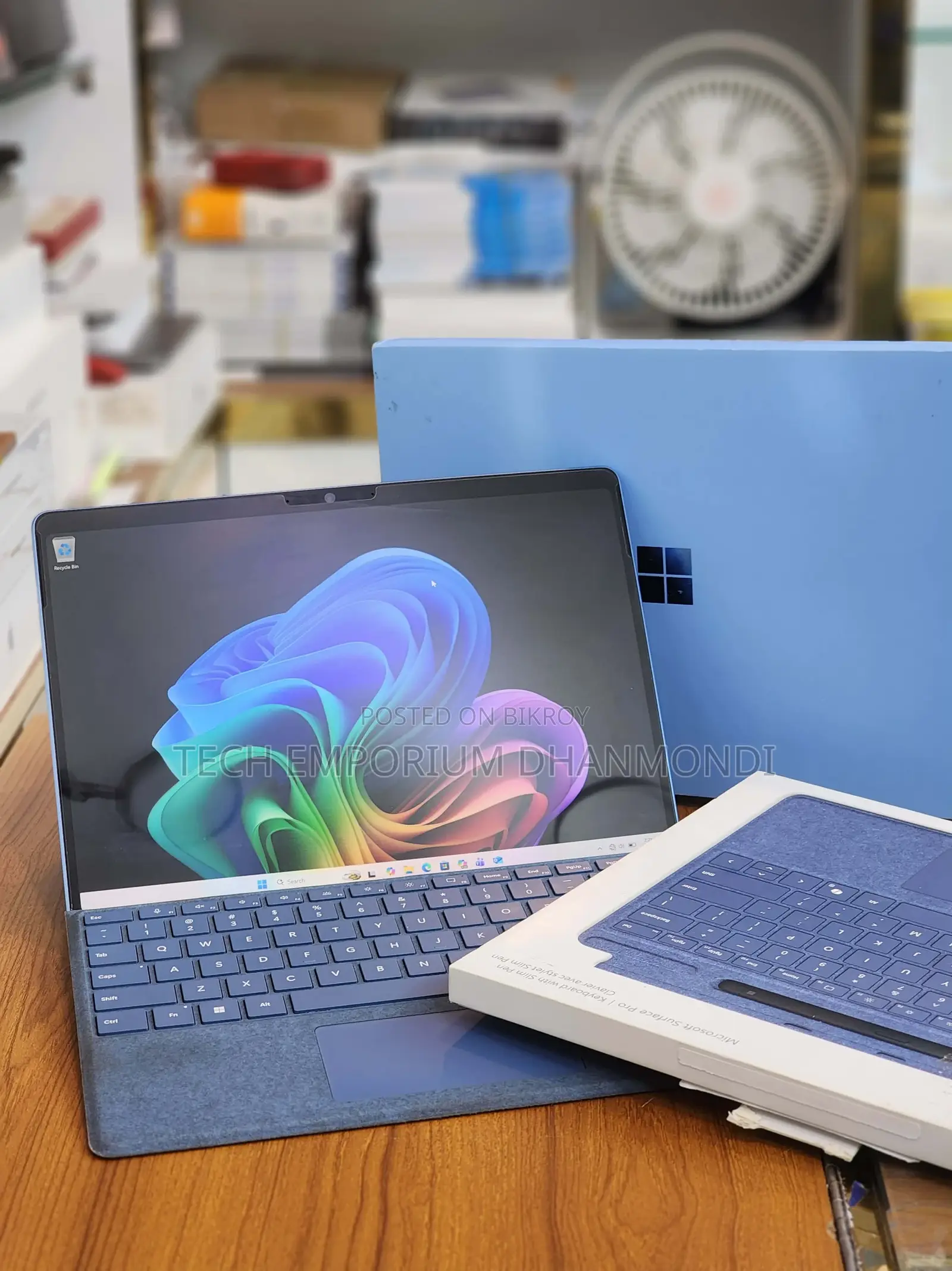 Laptop Microsoft Surface Pro 11th Edition, a Copilot+ PC 16GB SSD 512GB