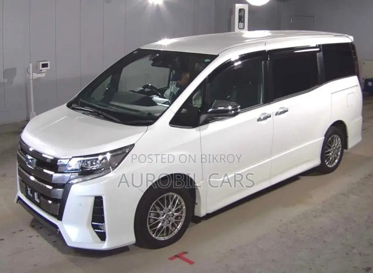 Toyota Noah 2021 Pearl