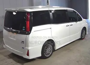 Toyota Noah 2021 Pearl