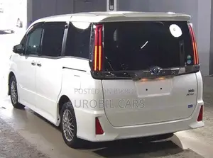 Toyota Noah 2021 Pearl