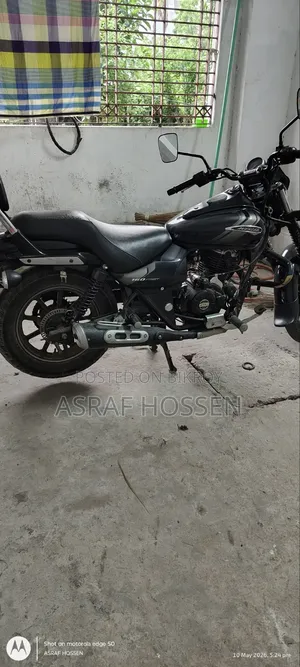 Bajaj Avenger 160 Street 2022 Black