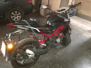 Benelli TNT 2018 Black