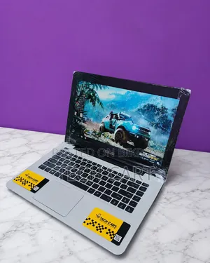 Laptop Asus VivoBook W202 8GB Intel Core I5 SSHD (Hybrid) 128GB