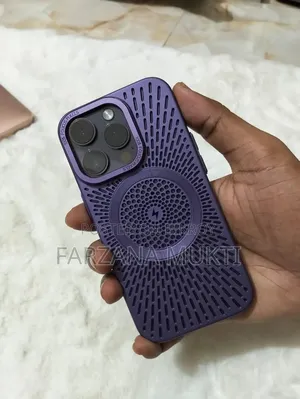ফোন কভার