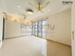 Furnished 4bdrm Apartment in Basundhara for Sale