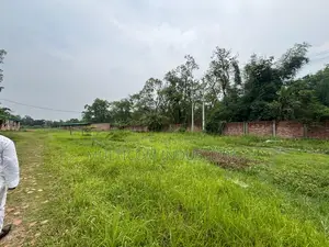 শালনা, গাজীপুরে ২৬,০০০ বর্গফুট ফ্যাক্টরি শেডসহ ৯.৫০ বিঘা জমি