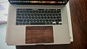 Apple MacBook Pro 2019 16GB Intel Core i7 512GB SSD