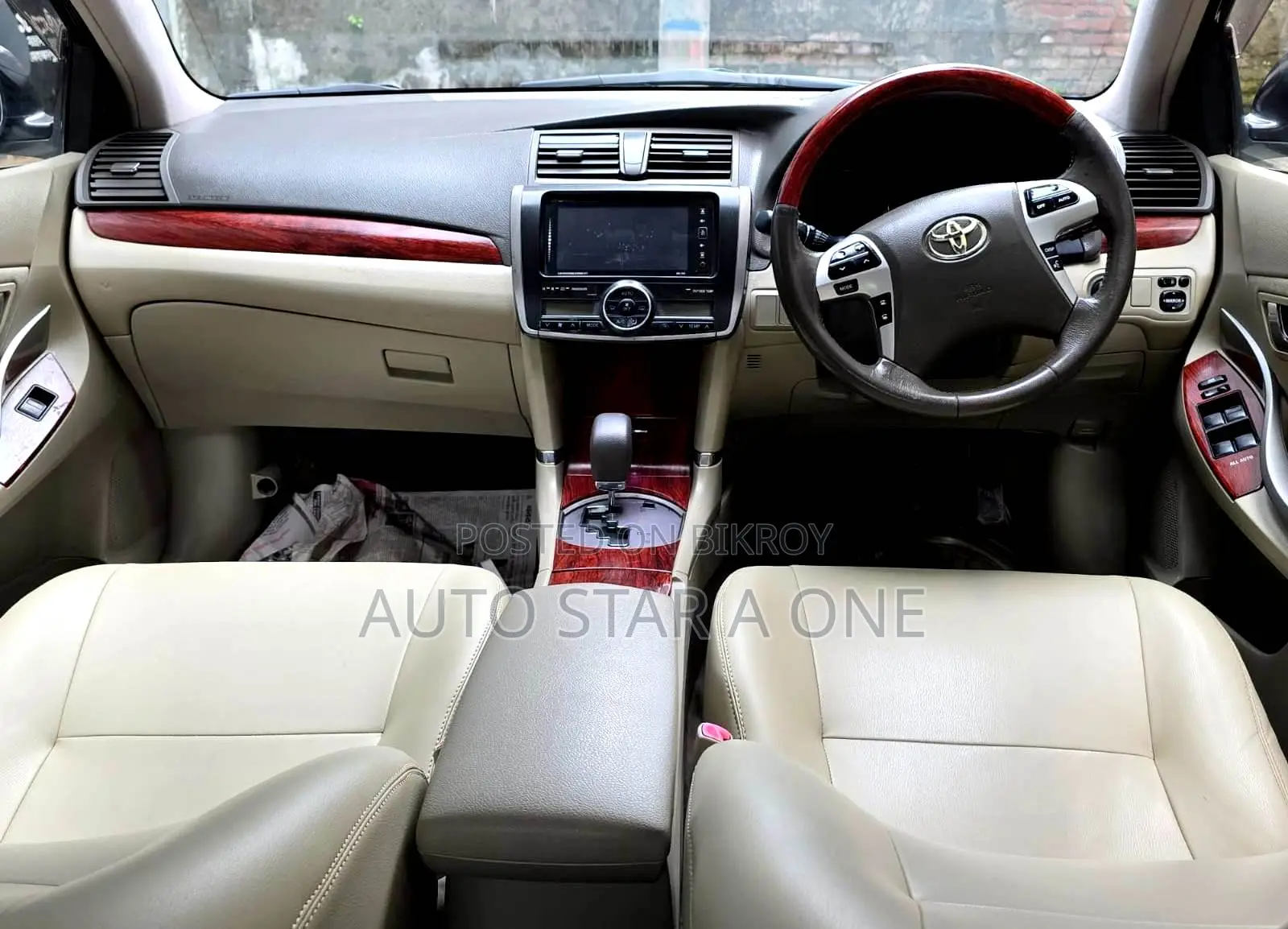 Toyota Premio 2010 Maroon