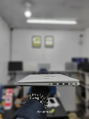 Laptop HP EliteBook 840 G8 8GB AMD Ryzen 5 SSD 512GB