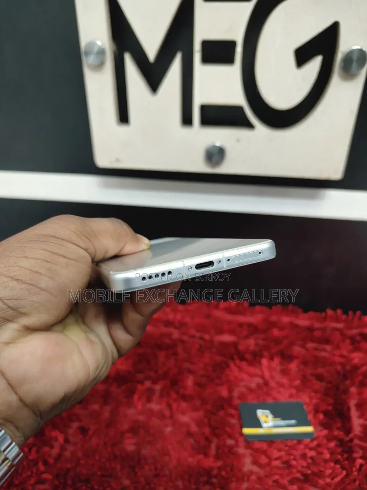 ওয়ানপ্লাস নর্ড ৪ ১২৮ জিবি রোজ গোল্ড