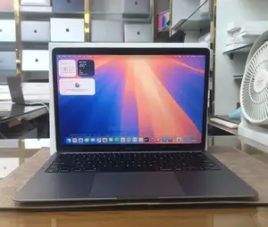 ল্যাপটপ অ্যাপল ম্যাকবুক এয়ার ২০২০ এম১ ৮জিবি অ্যাপল এম১ এসএসডি ১২৮জিবি