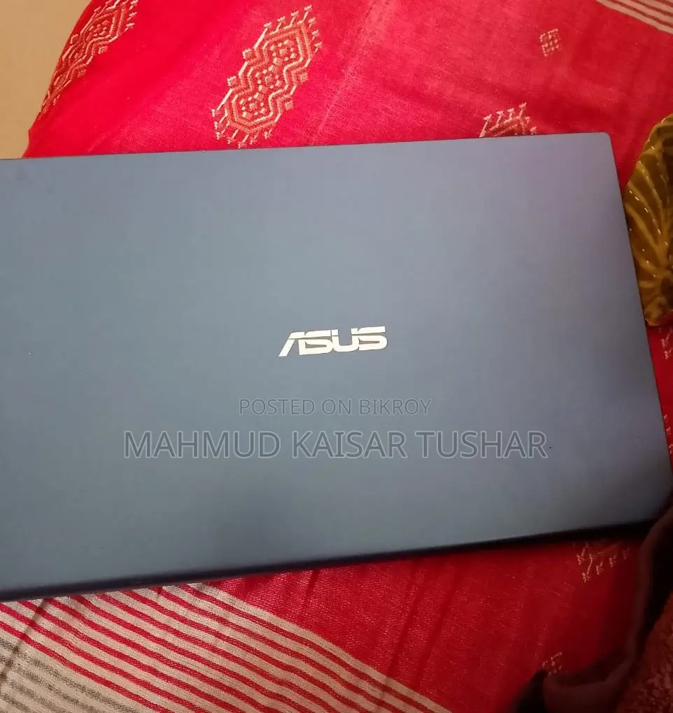 Laptop Asus VivoBook X540SA 8GB Intel Core I5 HDD+SSD 1.5T