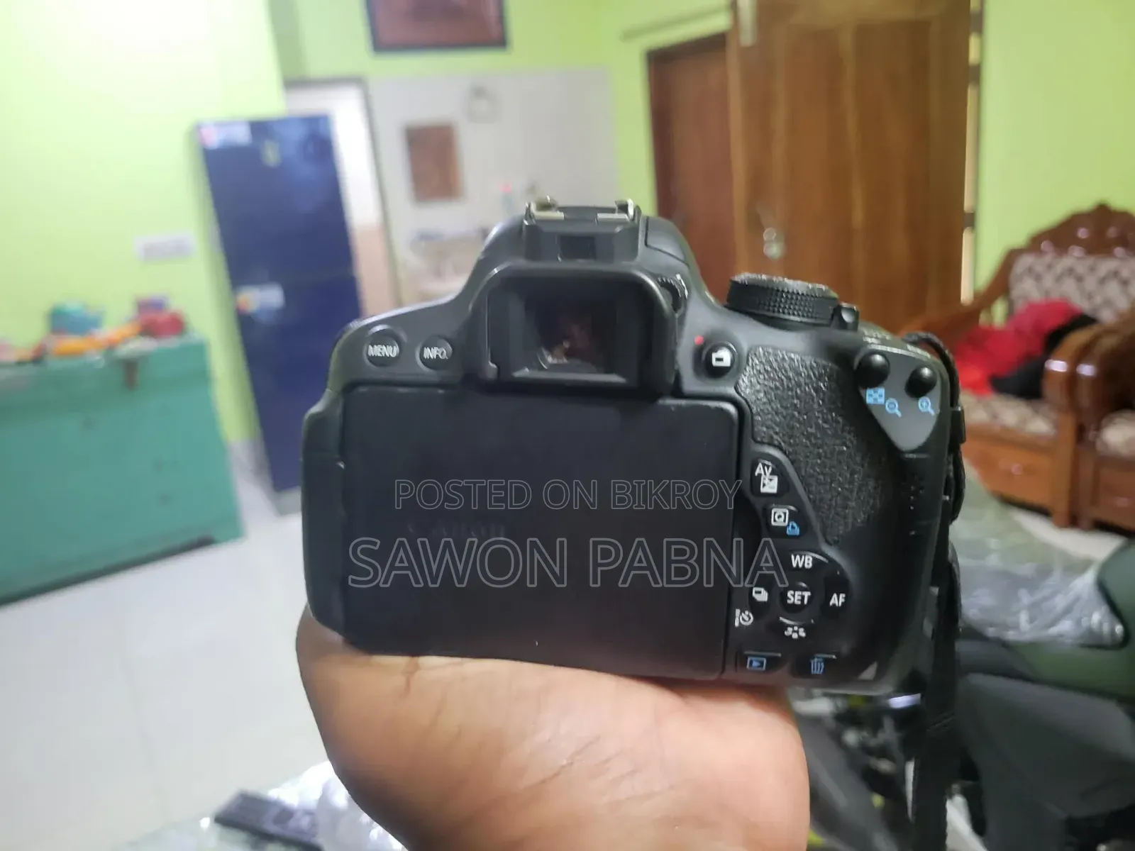 DSLR Cannon700d