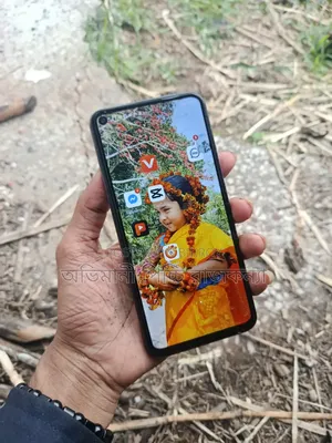 Vivo Y50 128 GB Purple