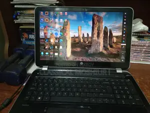 Laptop HP Pavilion 14 8GB AMD A8 HDD 1T