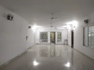 4bdrm Apartment in Gulshan for Rent
