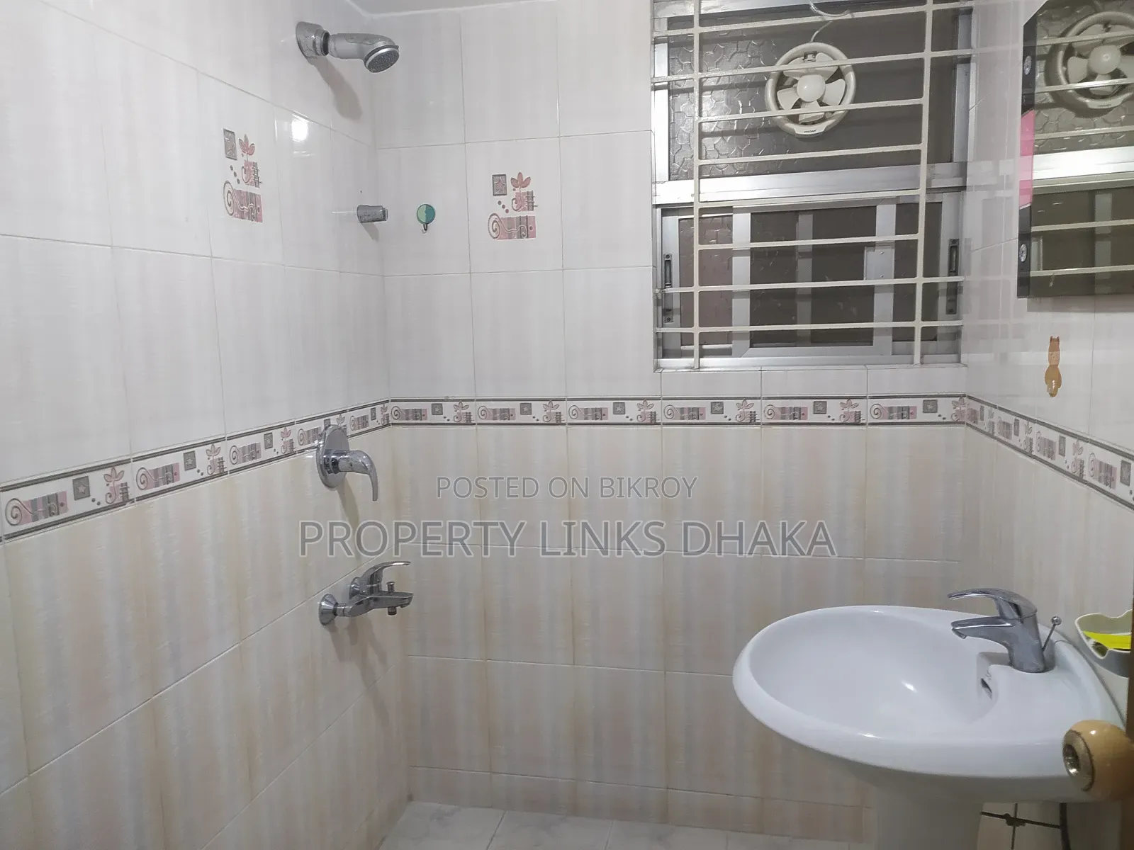 4bdrm Apartment in Gulshan for Rent