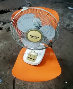 Defender Charger Fan ব্যাটারি ছাড়া