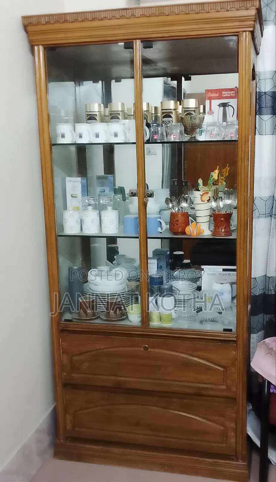 চিটাগাং সেগুন কাঠের গ্লাস কর্নার