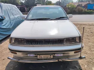 Toyota Corolla Sedan 1990 White