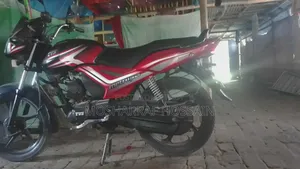New TVS Metro Plus 2022 Red