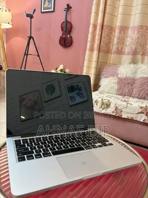 Laptop Apple MacBook Pro 2015 8GB Intel Core i5 SSD 256GB