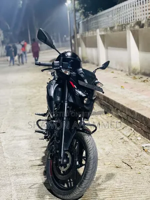New Bajaj Pulsar N160 2025 Black