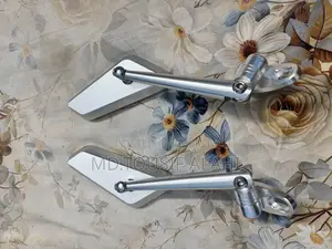 Rizoma Looking Glass ১ মাস ব্যবহৃত