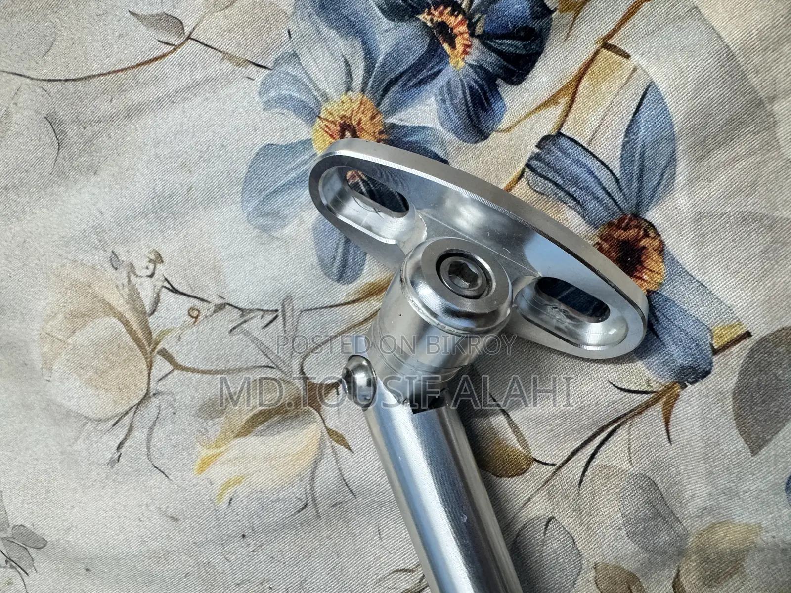 Rizoma Looking Glass ১ মাস ব্যবহৃত