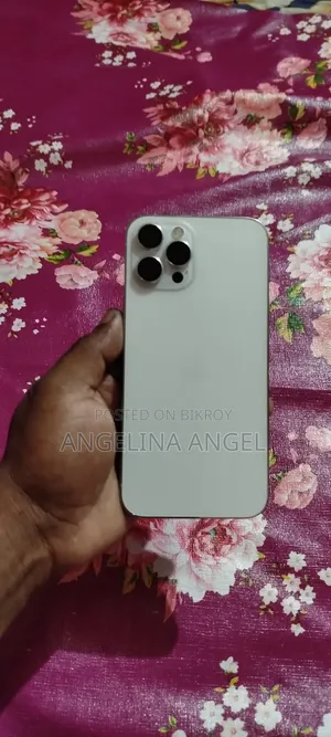 অ্যাপল আইফোন ১২ প্রো ম্যাক্স ২৫৬ জিবি হোয়াইট