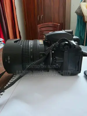 Nikon D5300 + Nikon 18-140mm Vr Lens + 128gb Card